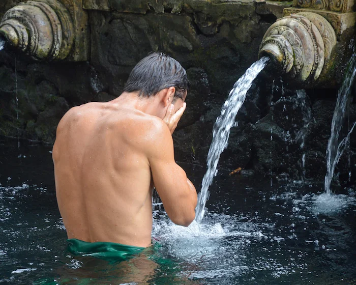 viajar a bali ceremonia